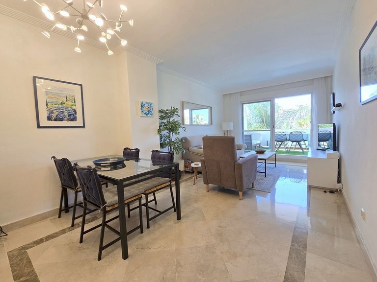 Apartment for Sale in Calanova Golf, Malaga 11