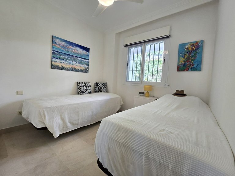 Apartment for Sale in Calanova Golf, Malaga 12