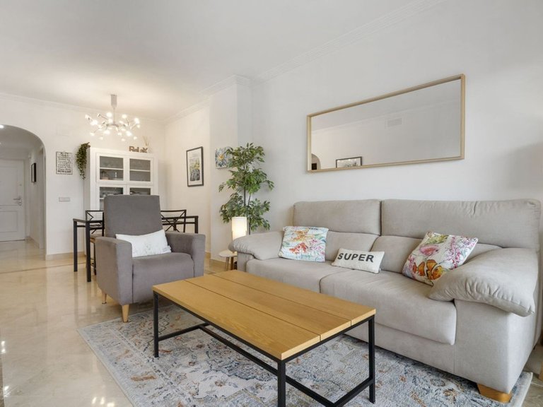 Apartment for Sale in Calanova Golf, Malaga 5