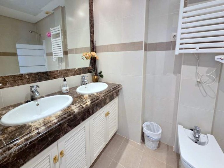 Town House for Sale in Estepona, Malaga 16