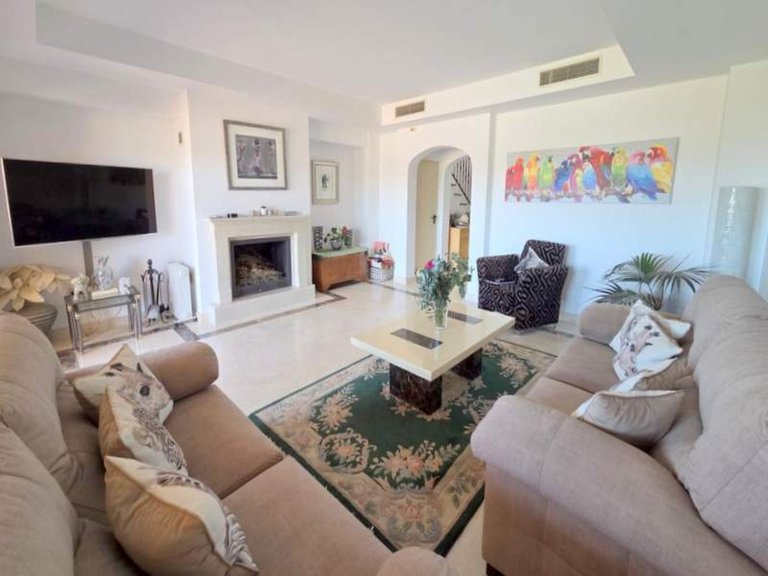 Town House for Sale in Estepona, Malaga 2