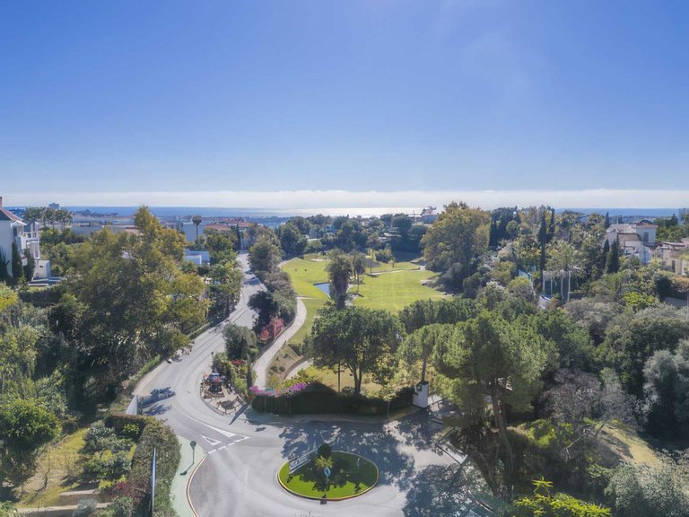 Villa for Sale in Benahavís, Malaga 3