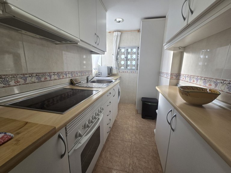 Apartment for Sale in Costa del Sol, Calahonda, Malaga 7