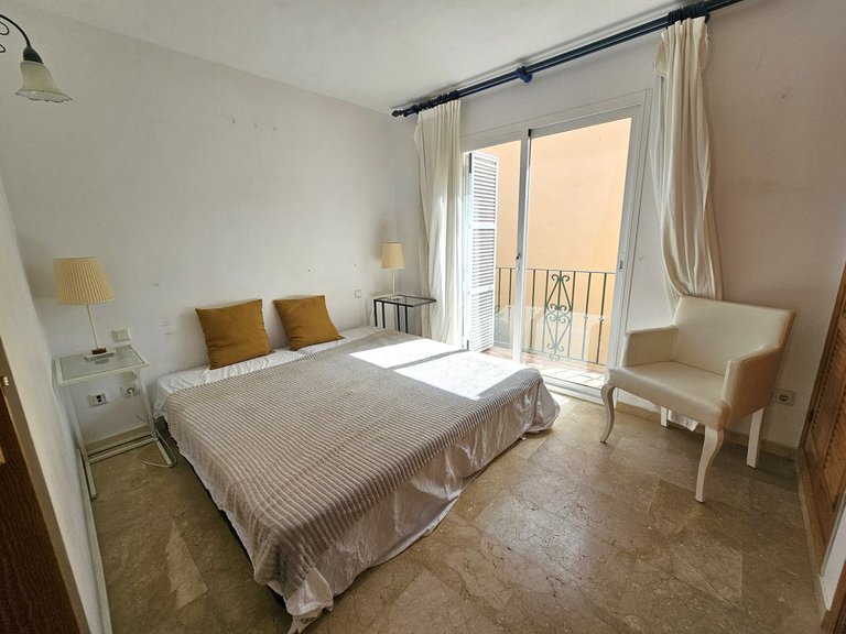 Town House for Sale in Nueva Andalucía, Malaga 13