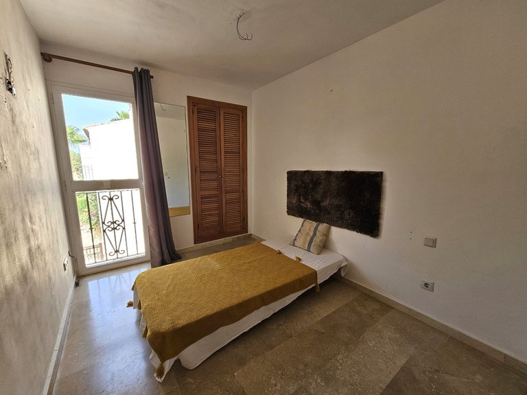 Town House for Sale in Nueva Andalucía, Malaga 18