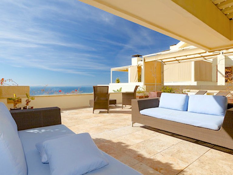 Apartment for Sale in Altos De Los Monteros, Malaga 1
