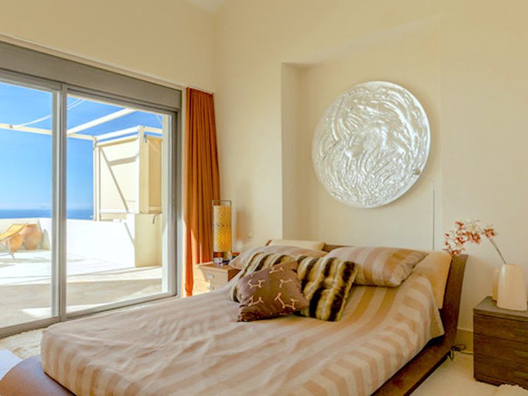 Apartment for Sale in Altos De Los Monteros, Malaga 5