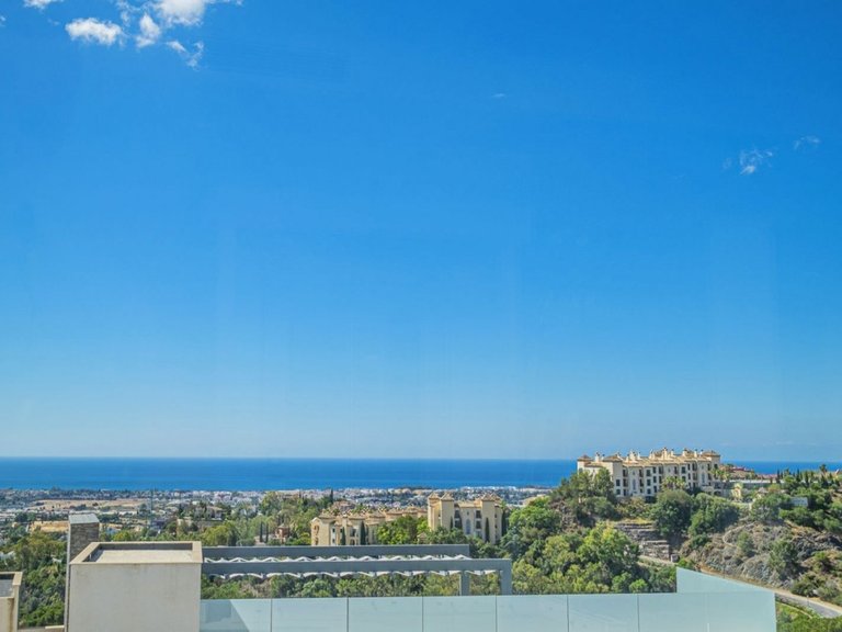 Town House for Sale in Benahavís, Malaga 21