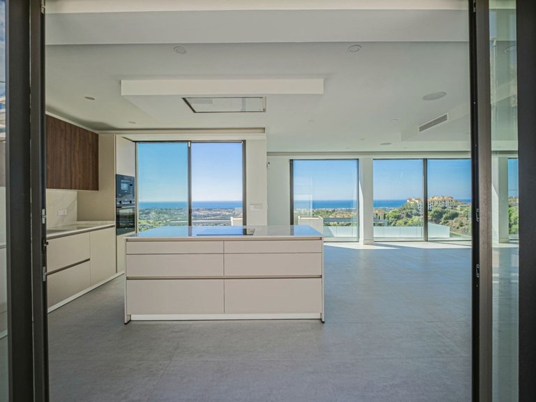 Town House for Sale in Benahavís, Malaga 3