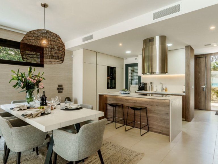 Villa for Sale in Puerto Banús, Malaga 16