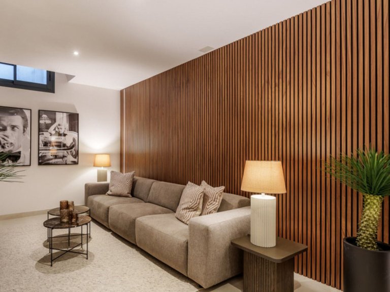 Villa for Sale in Puerto Banús, Malaga 3