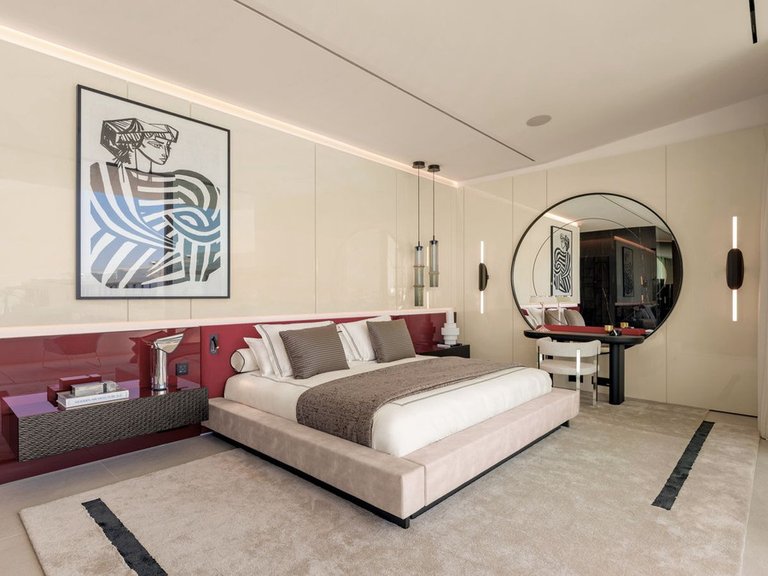 Villa for Sale in The Golden Mile, Malaga 28