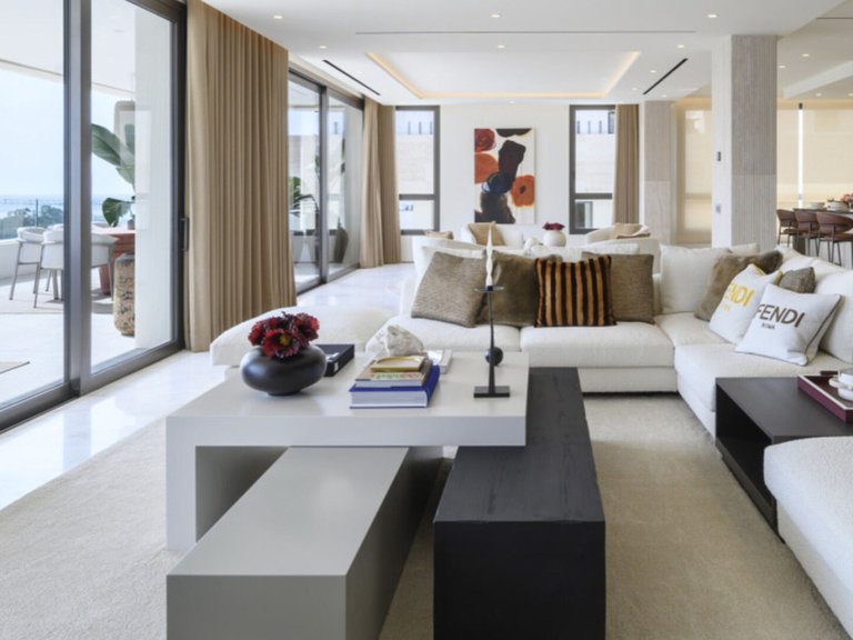 Villa for Sale in Marbella, Malaga 12