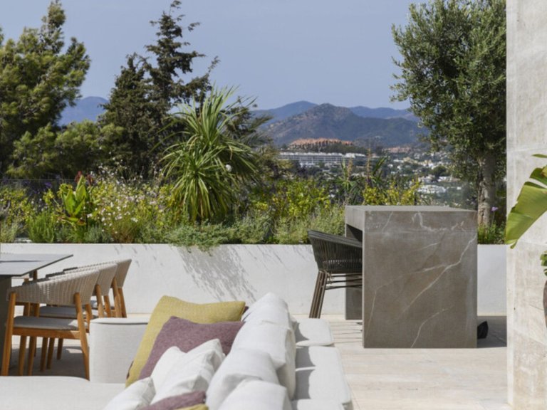 Villa for Sale in Marbella, Malaga 4