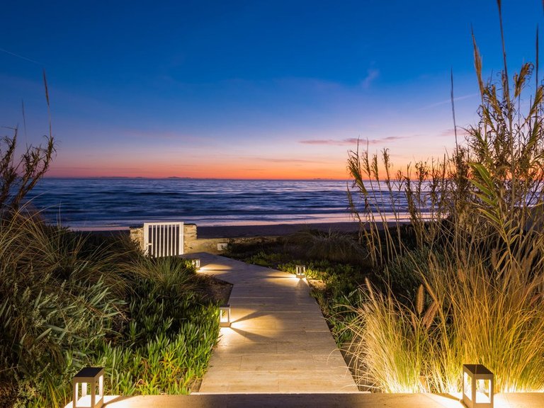 Villa for Sale in Las Chapas, Malaga 14