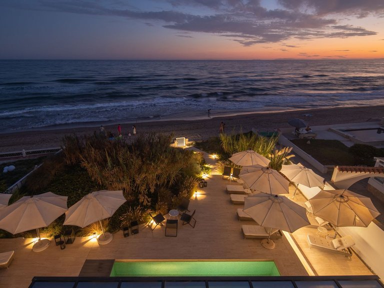 Villa for Sale in Las Chapas, Malaga 19