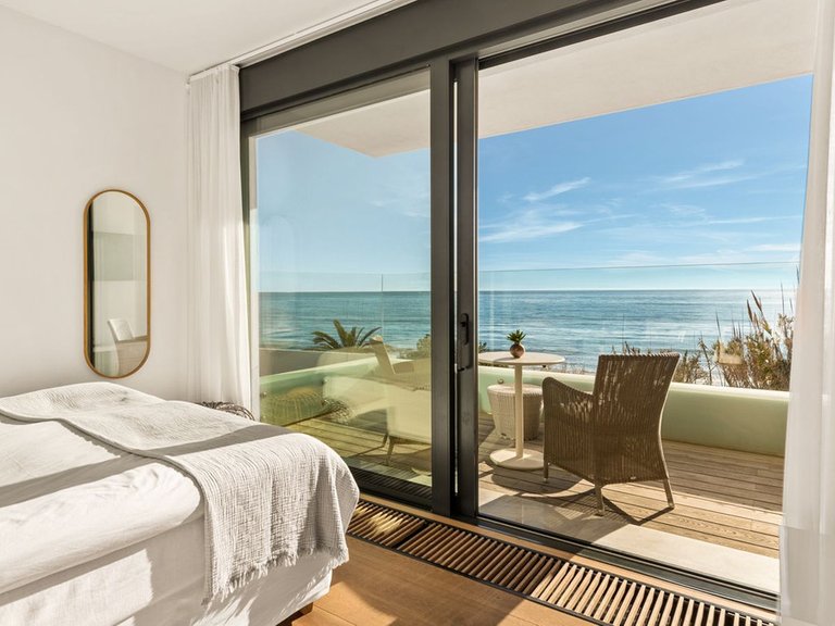 Villa for Sale in Las Chapas, Malaga 41