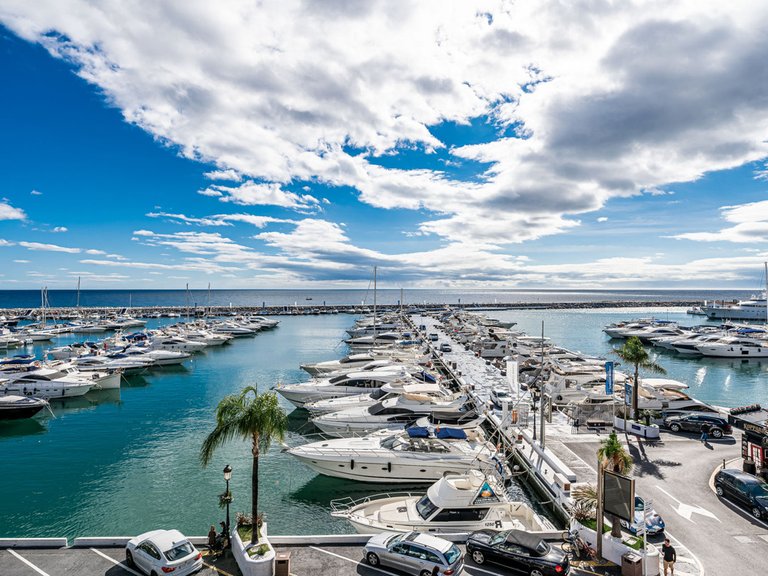 Apartment for Sale in Estepona, Malaga 22