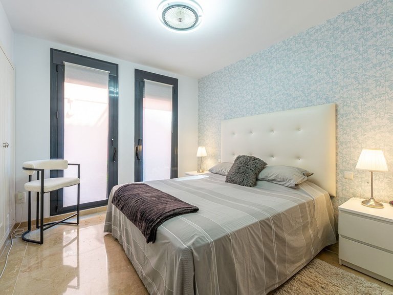 Apartment for Sale in Costa del Sol, Calahonda, Malaga 12