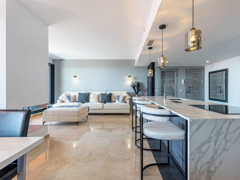 Apartment for Sale in Costa del Sol, Calahonda, Malaga 5