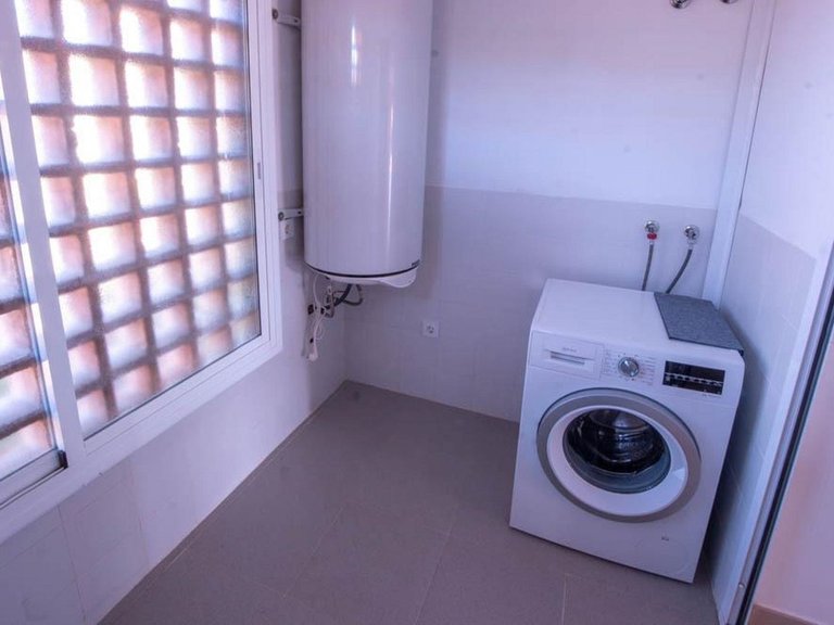 Town House for Sale in Costa del Sol El Paraíso, Estepona, Malaga 9