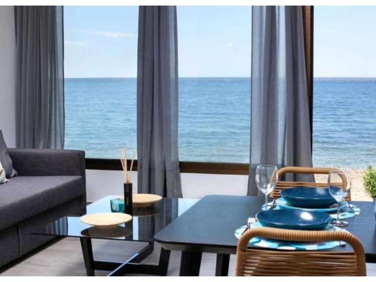 Apartment for Sale in Benalmadena Costa, Malaga 1