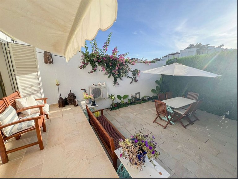 Town House for Sale in Nagüeles, Malaga 7
