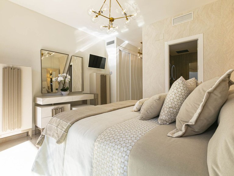 Apartment for Sale in Marbella, Malaga 11