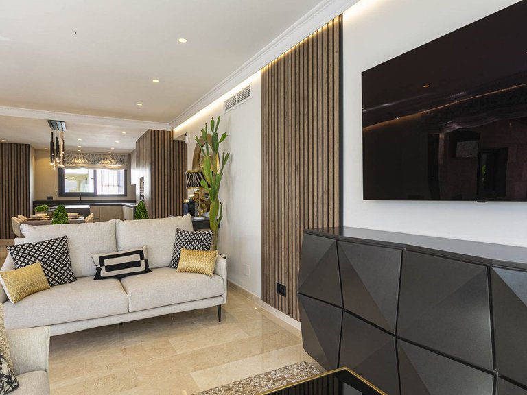 Apartment for Sale in Marbella, Malaga 27