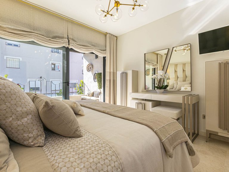 Apartment for Sale in Marbella, Malaga 9