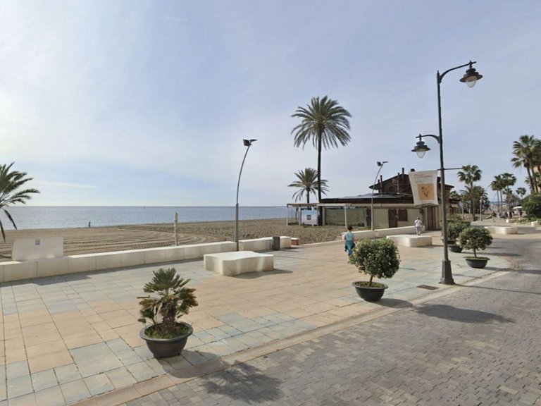 Commercial for Sale in Costa del Sol, Estepona, Malaga 2