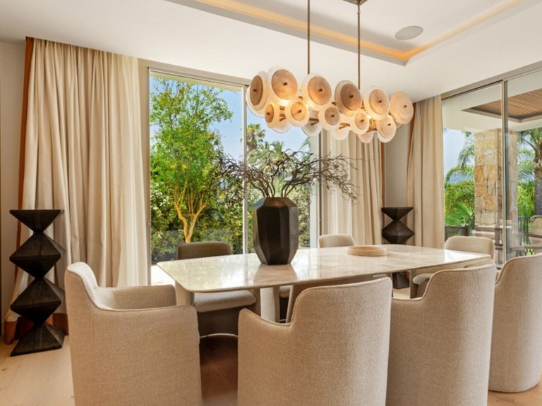 Villa for Sale in Marbella, Malaga 9