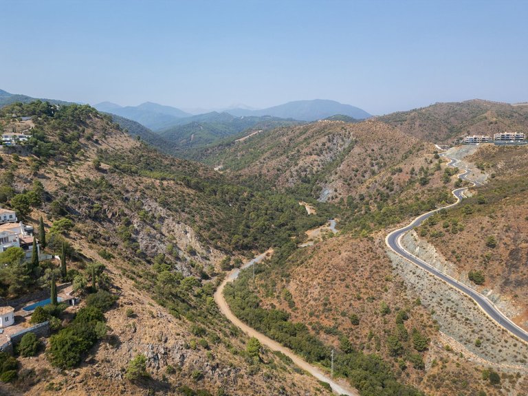 Plot for Sale in La Quinta, Malaga 6