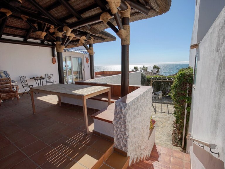 Villa for Sale in Estepona, Malaga 14