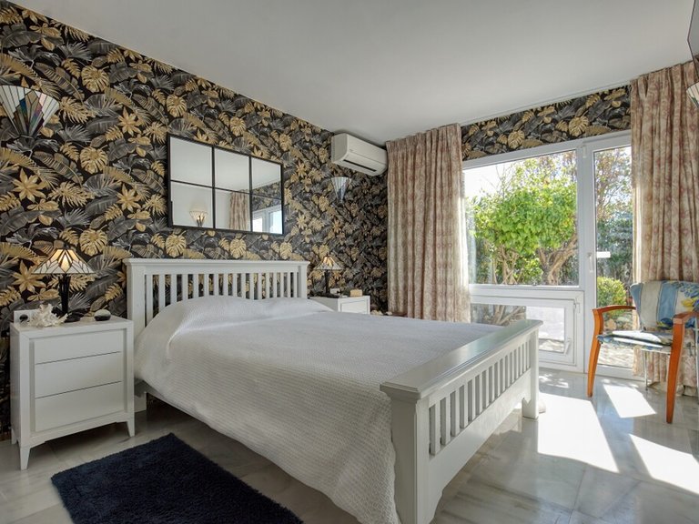 Villa for Sale in Estepona, Malaga 20