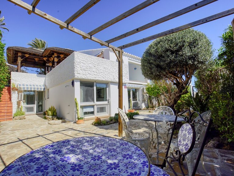 Villa for Sale in Estepona, Malaga 5