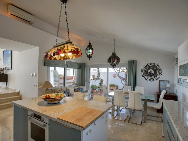 Villa for Sale in Estepona, Malaga 7