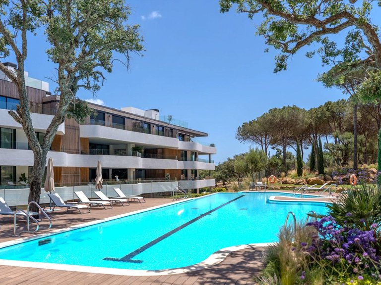Apartment for Sale in Sotogrande, Malaga 1
