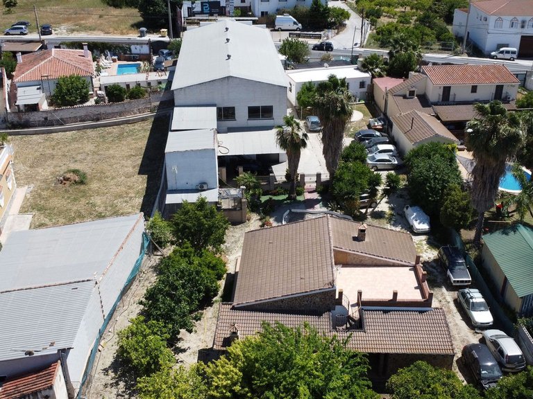 Commercial for Sale in Alhaurín El Grande, Malaga 1