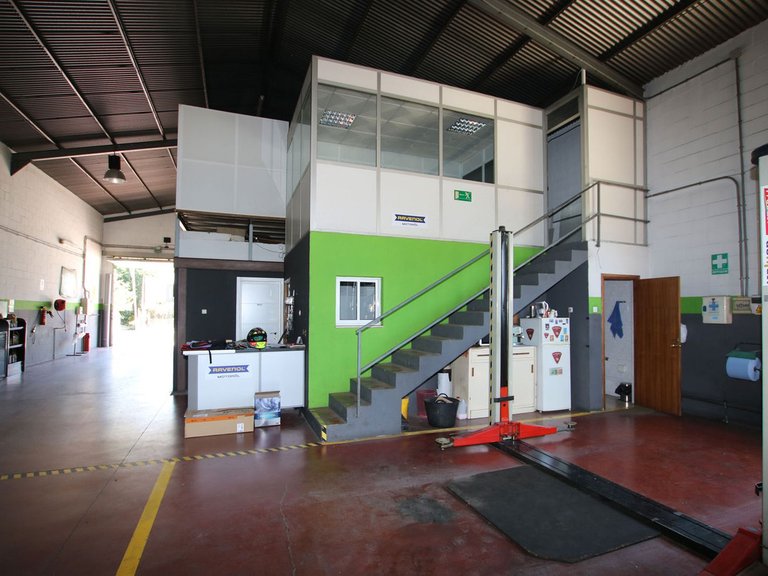 Commercial for Sale in Alhaurín El Grande, Malaga 14