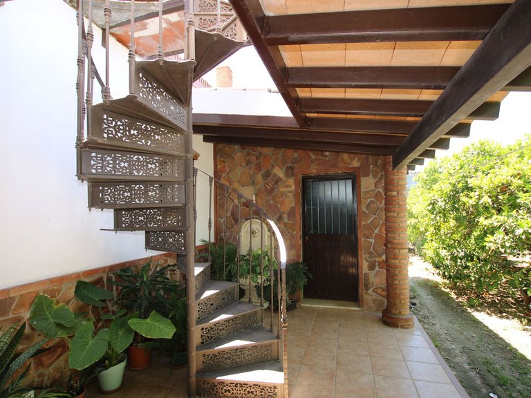 Commercial for Sale in Alhaurín El Grande, Malaga 7
