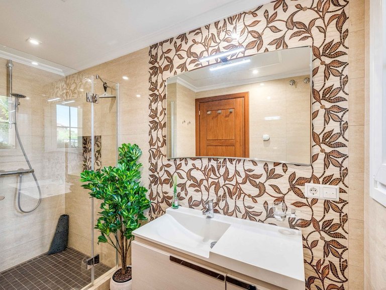 Villa for Sale in Costa del Sol, Marbesa, Malaga 20
