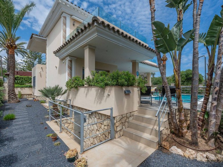 Villa for Sale in Costa del Sol, Marbesa, Malaga 30