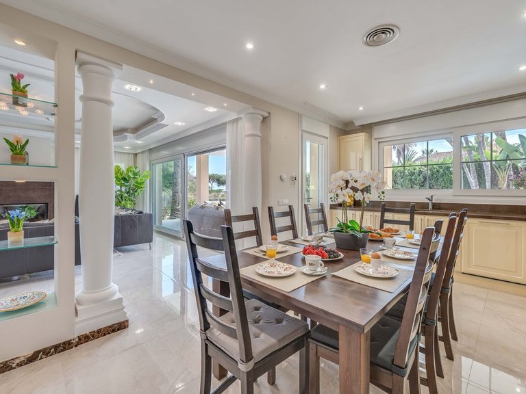 Villa for Sale in Costa del Sol, Marbesa, Malaga 8
