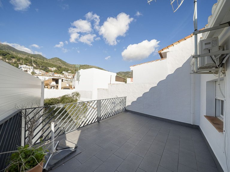 Town House for Sale in Costa del Sol, Benalmadena Pueblo, Malaga 1