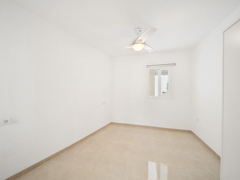 Town House for Sale in Costa del Sol, Benalmadena Pueblo, Malaga 13