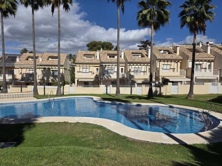 Town House for Sale in El Rosario, Malaga 1