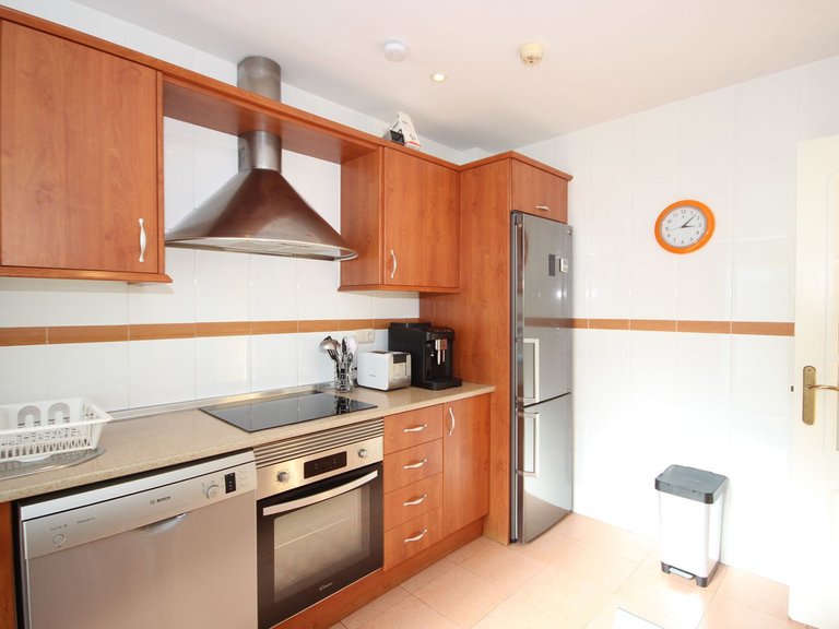Town House for Sale in El Rosario, Malaga 8