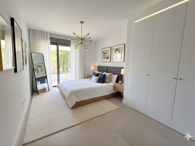 Apartment for Sale in El Chaparral, Malaga 5