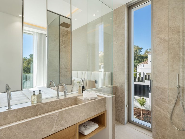 Villa for Sale in Marbella, Malaga 21